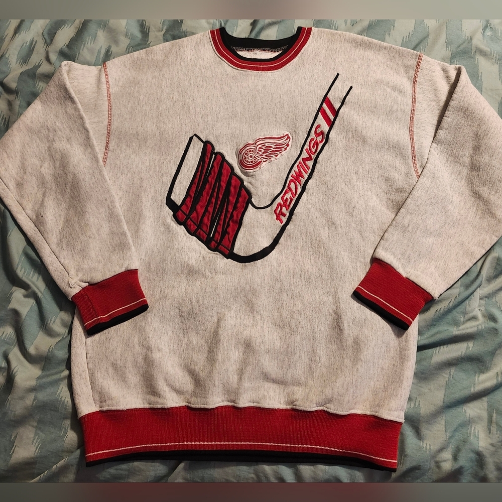 VINTAGE RARE MADE IN USA LEGENDS ATHLETIC DETROIT RED WINGS SWEATSHIRT SIZE M/L